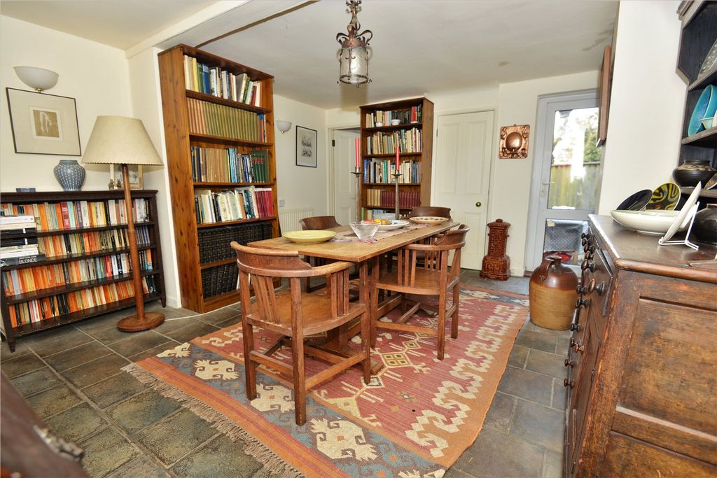 Property photo 3 of 18 Picture No. 06