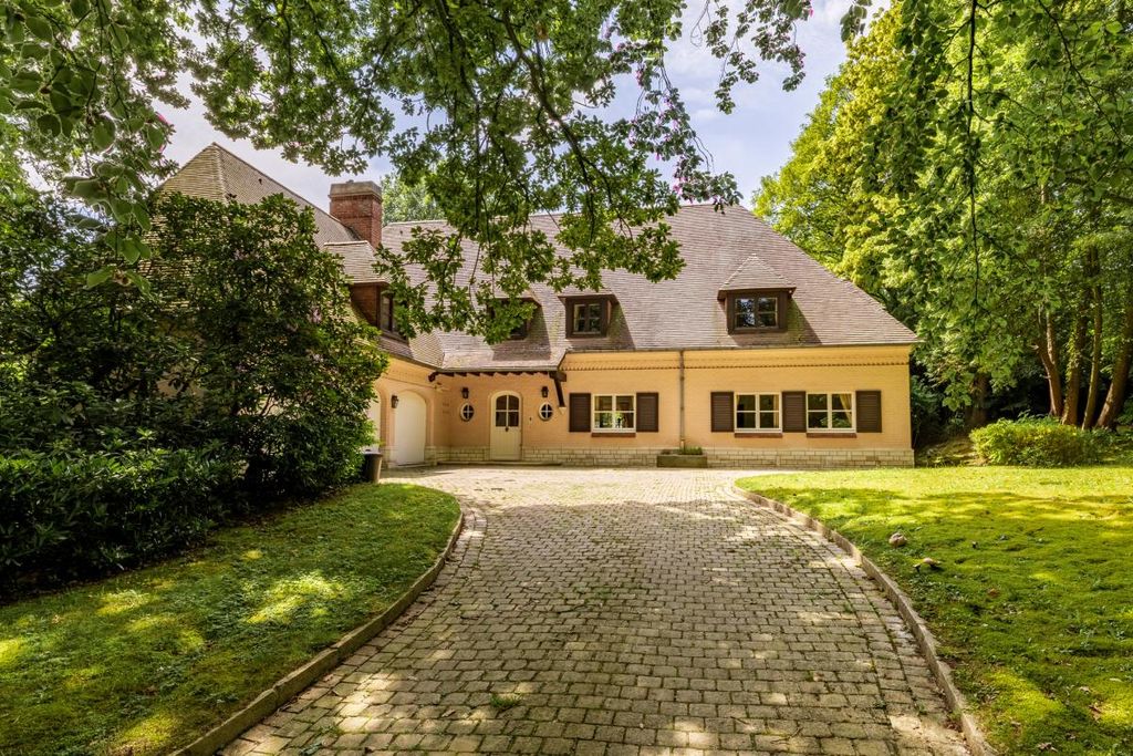 Property photo 1 of 19