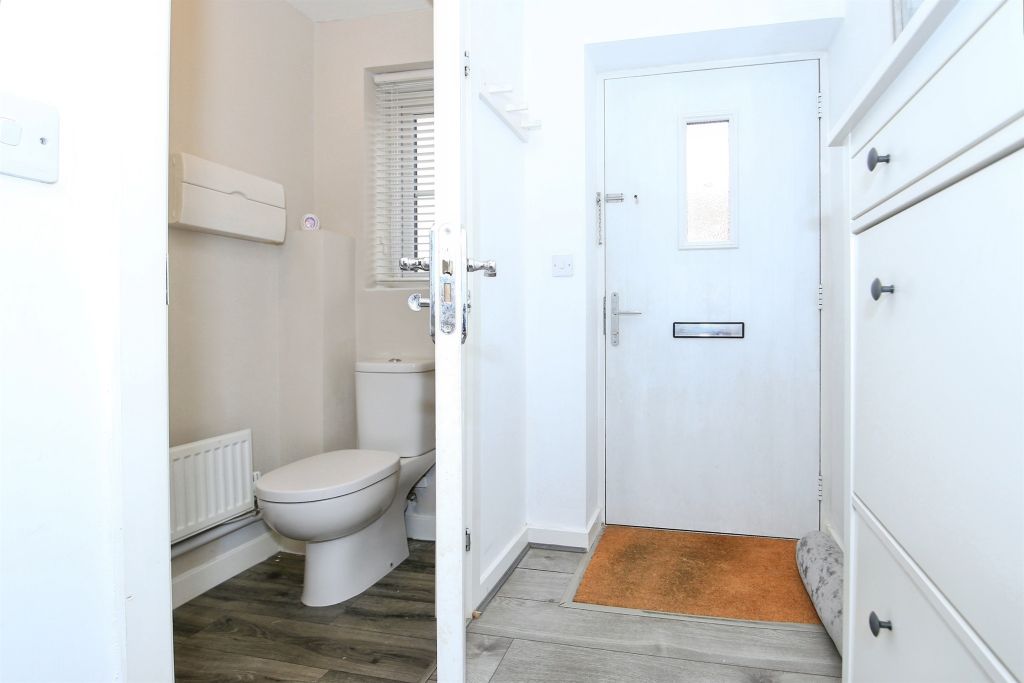 Property photo 2 of 14