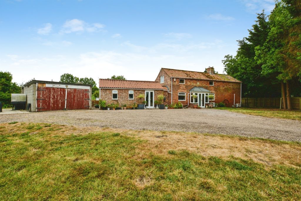 Property photo 1 of 33