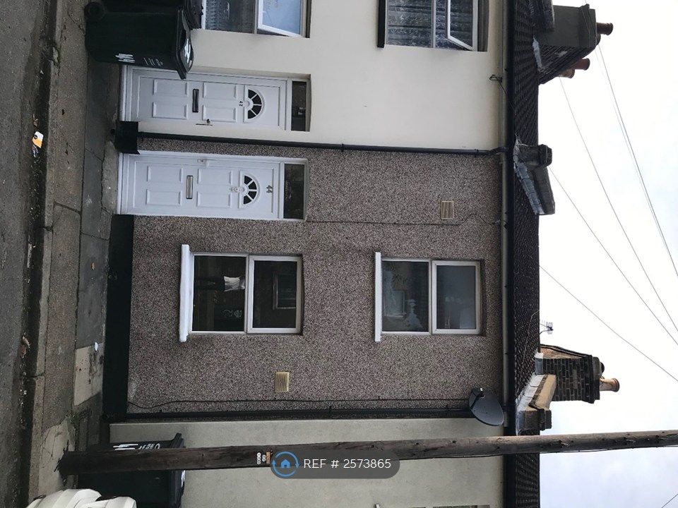 Property photo 1 of 35