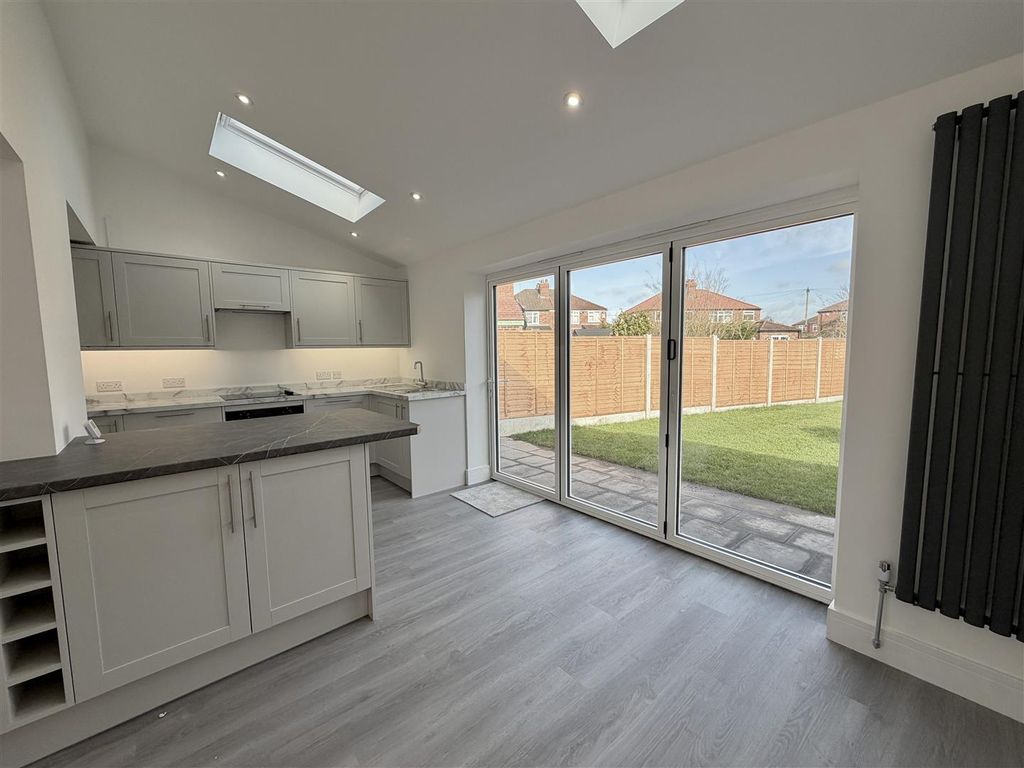 Property photo 3 of 28 Image 3