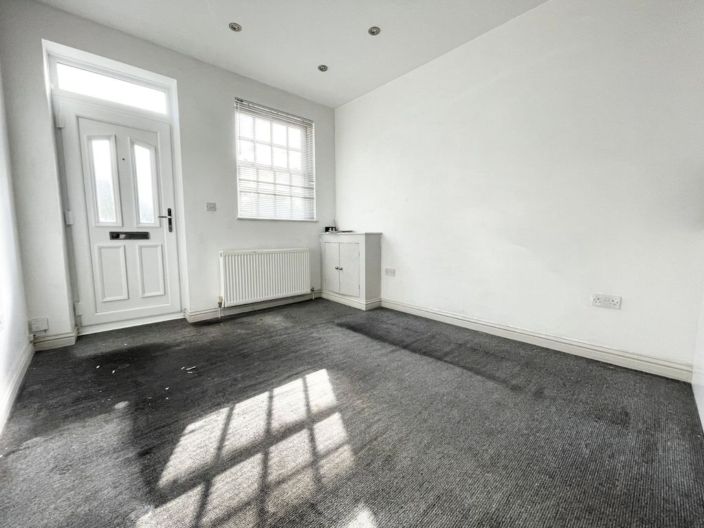 Property photo 3 of 9 Picture No. 05