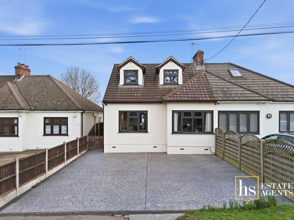 Property photo 2 of 25