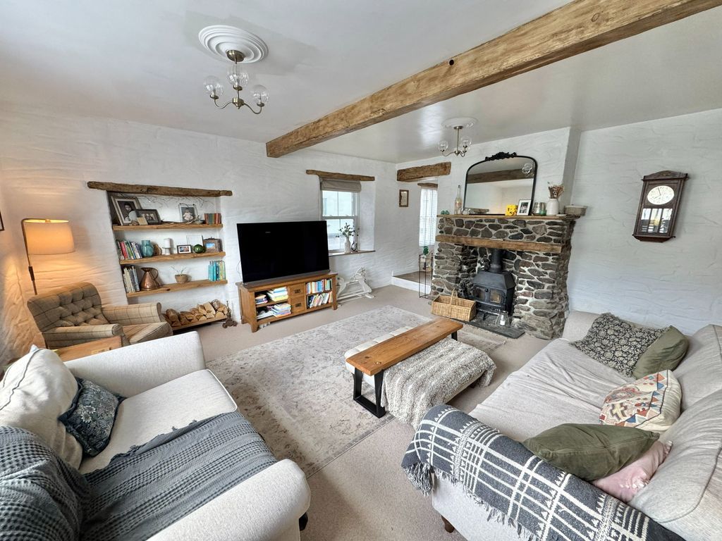 Property photo 2 of 15