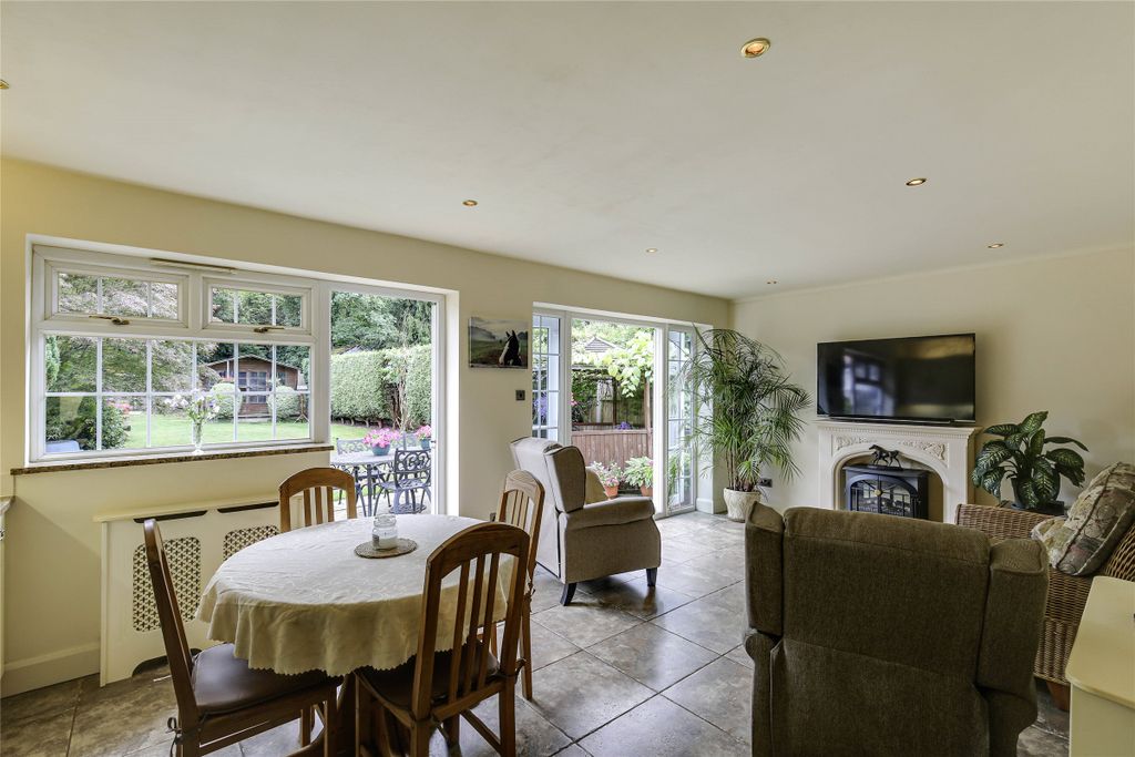 Property photo 3 of 14 Picture No. 33