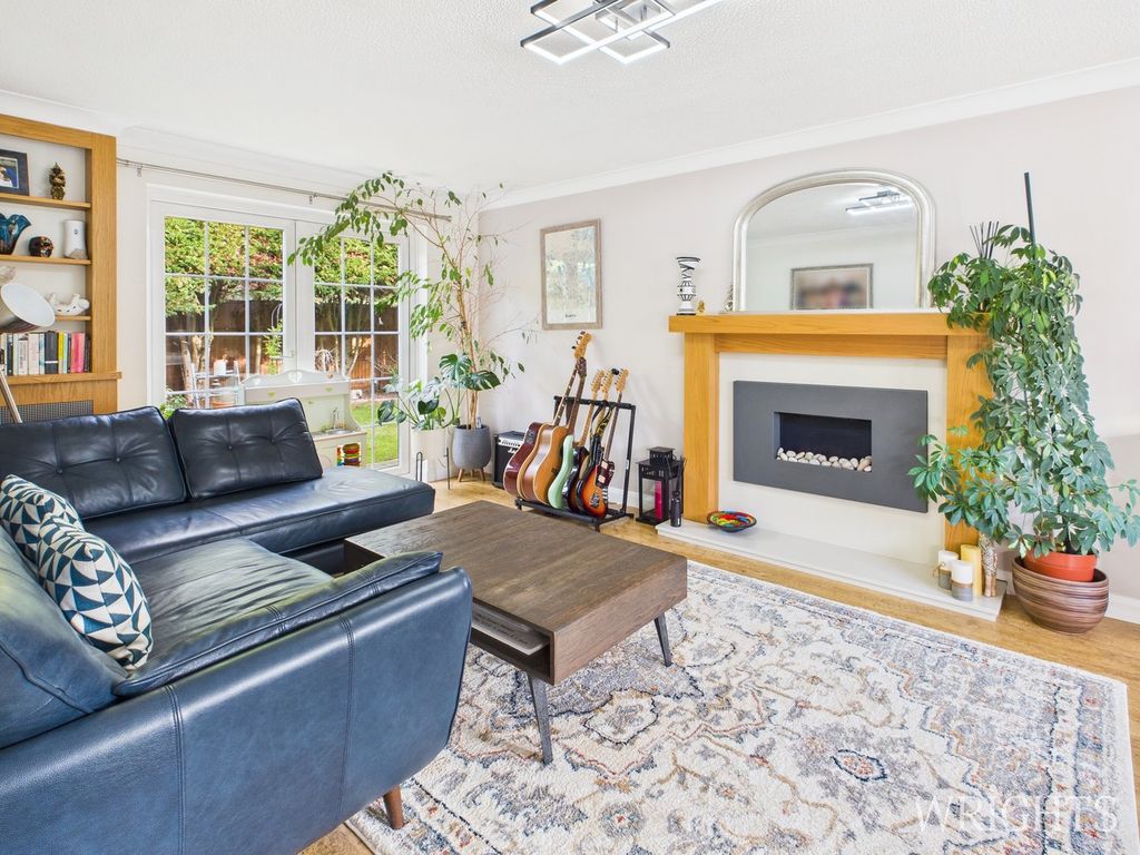 Property photo 3 of 36