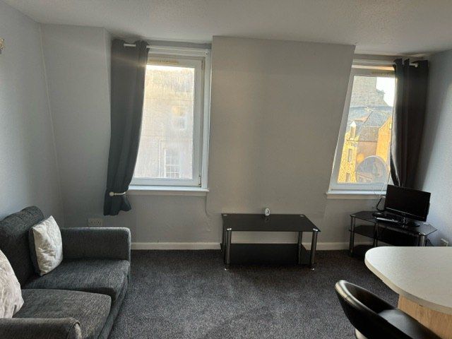 Property photo 3 of 7 Gallery