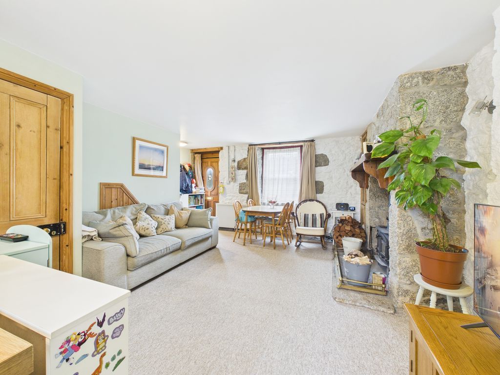 Property photo 2 of 12 Lounge/Diner