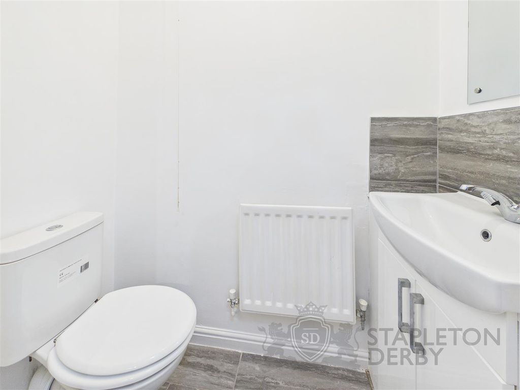 Property photo 3 of 15 Cam04720G0-Pr0194-Still013.Jpg