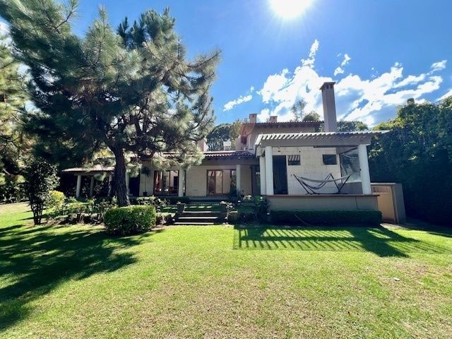 Property photo 1 of 35