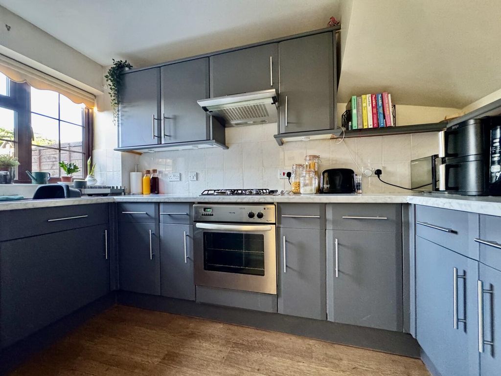 Property photo 2 of 13 Kitchen