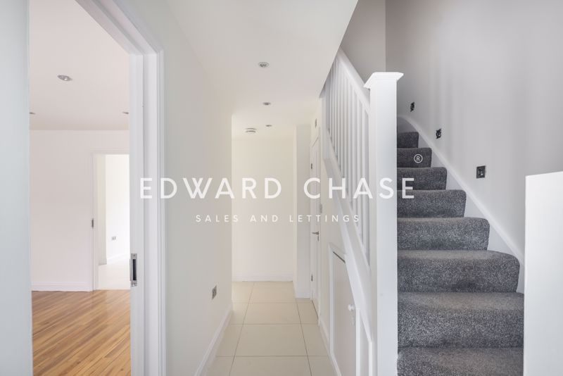 Property photo 2 of 18 Photo 15