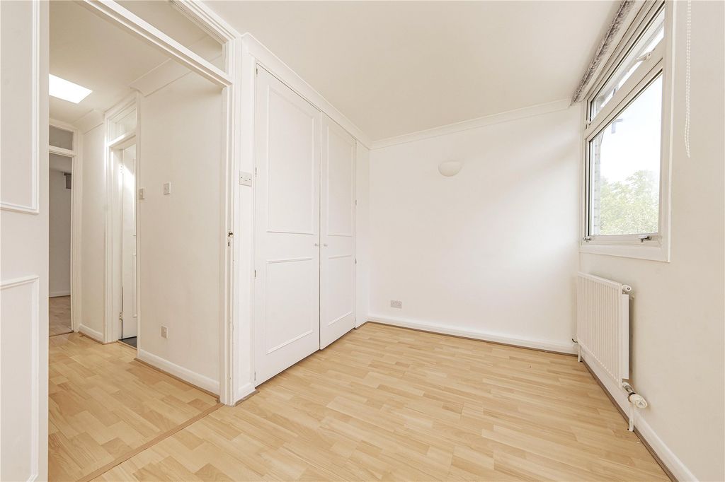 Property photo 2 of 20 Picture No. 06