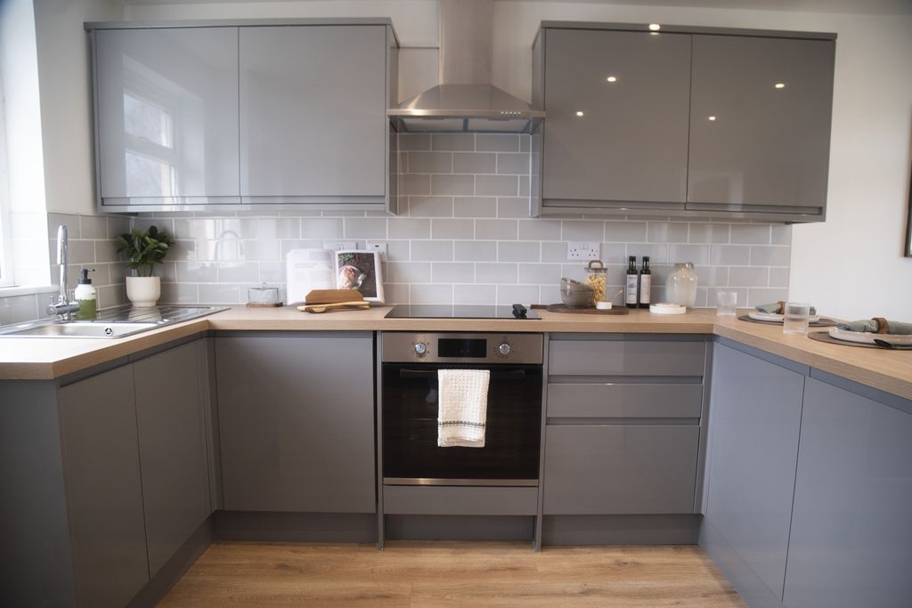 Property photo 2 of 6