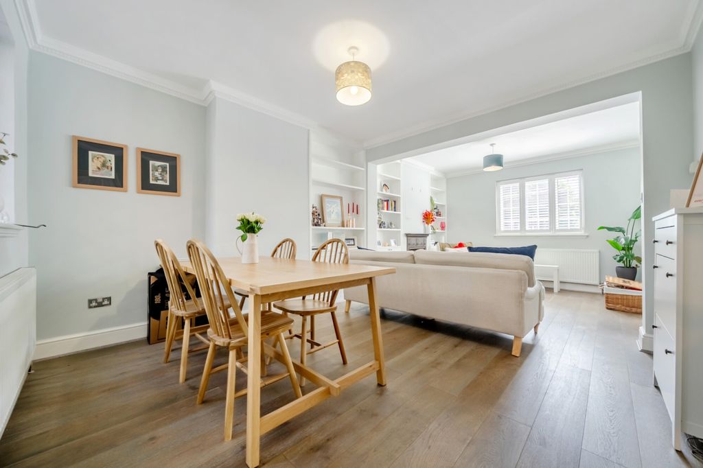 Property photo 3 of 18 1481151-15-6A394F...