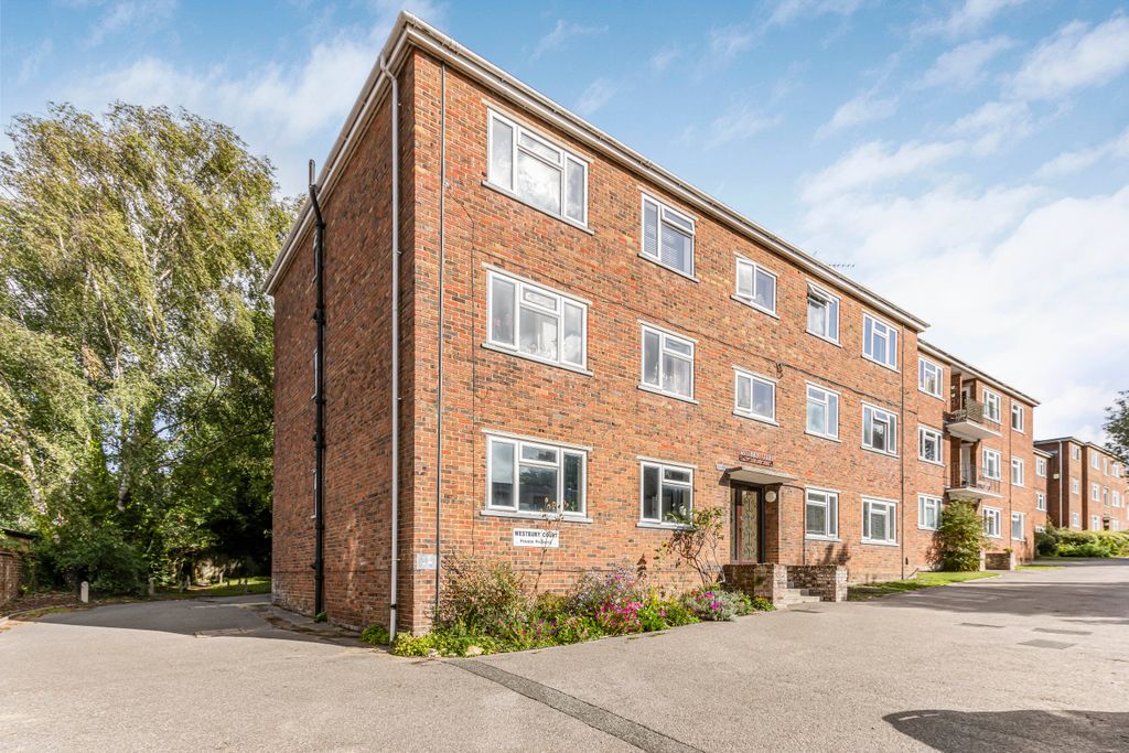Property photo 1 of 14 333A9872