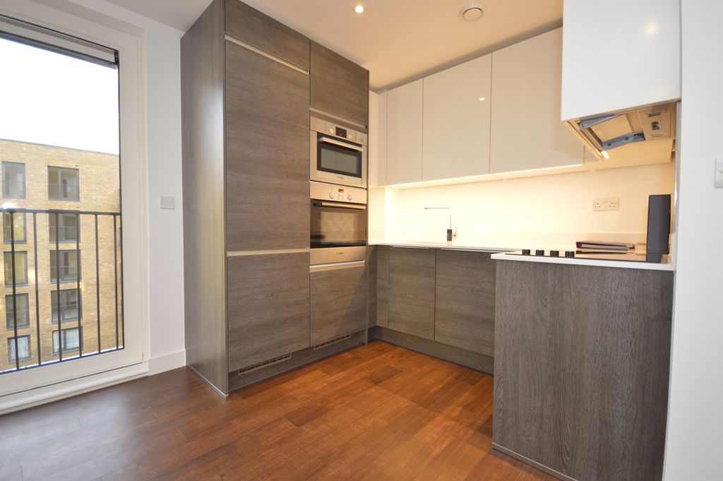 Property photo 2 of 11 Gallery
