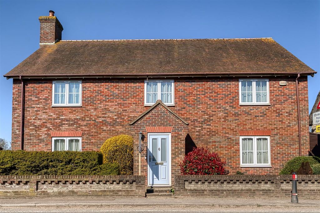 Property photo 1 of 12 Front