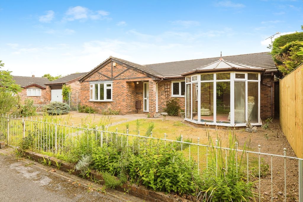 Property photo 2 of 19 Front View