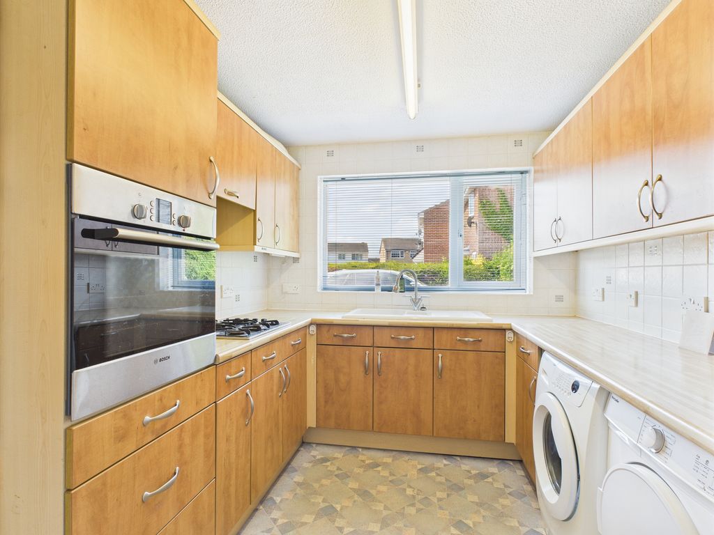 Property photo 3 of 12