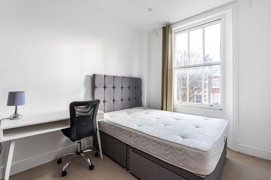 Property photo 2 of 26