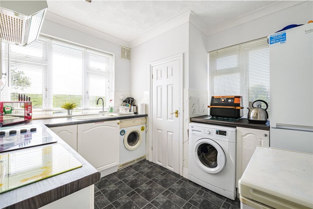 Property photo 3 of 15 Kitchen