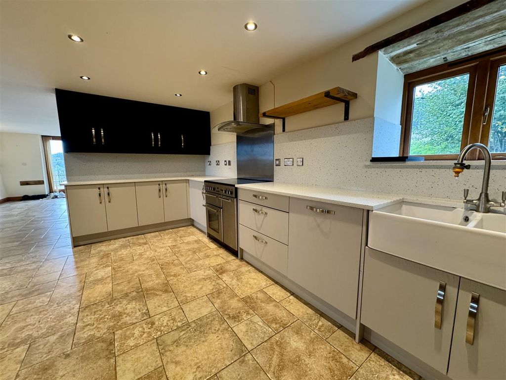 Property photo 2 of 21 Img_1667.Jpeg