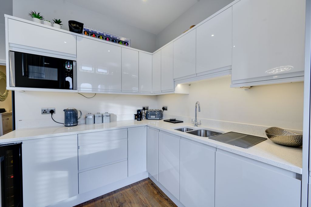 Property photo 2 of 10 Dsc_4265