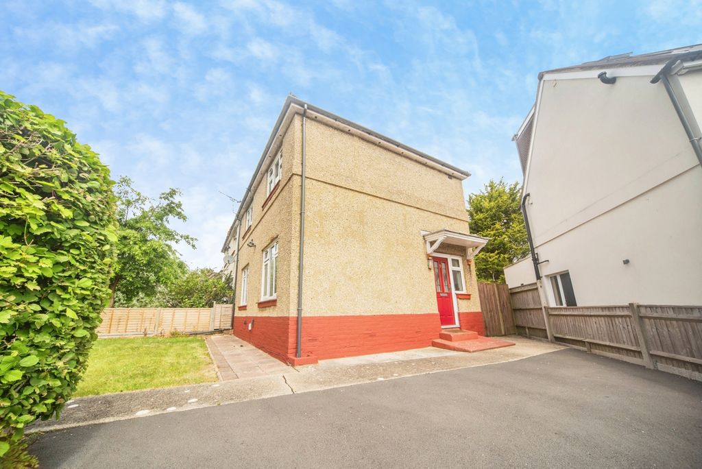 Property photo 2 of 19 Pbox-Img.Jpg