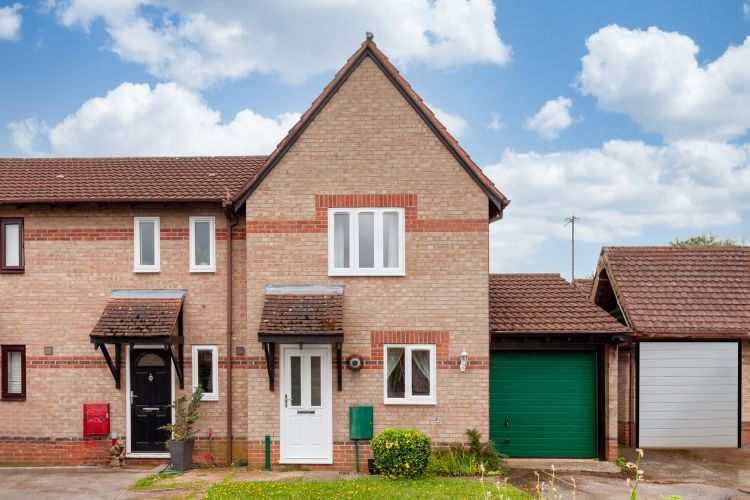 Property photo 1 of 8 259228