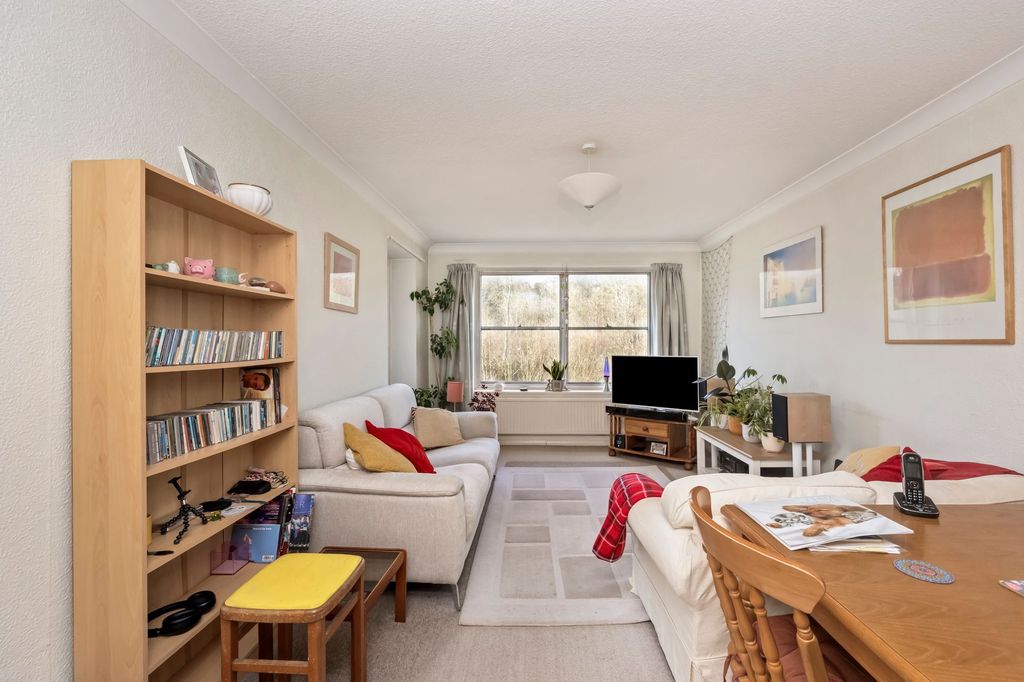 Property photo 3 of 19