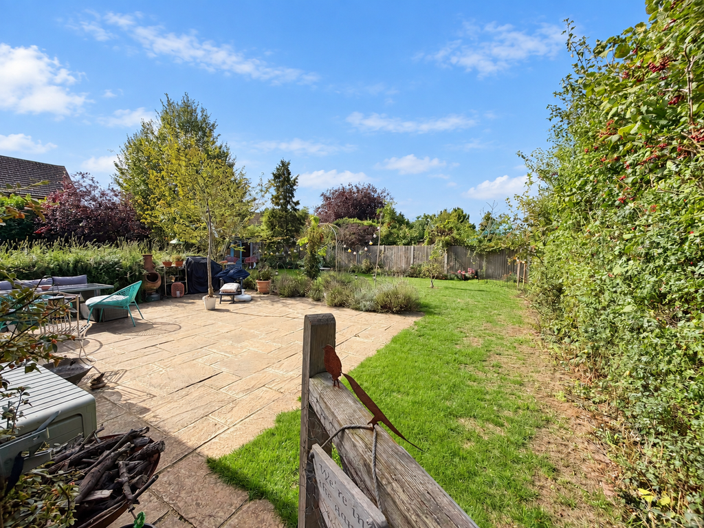 Property photo 2 of 48 11