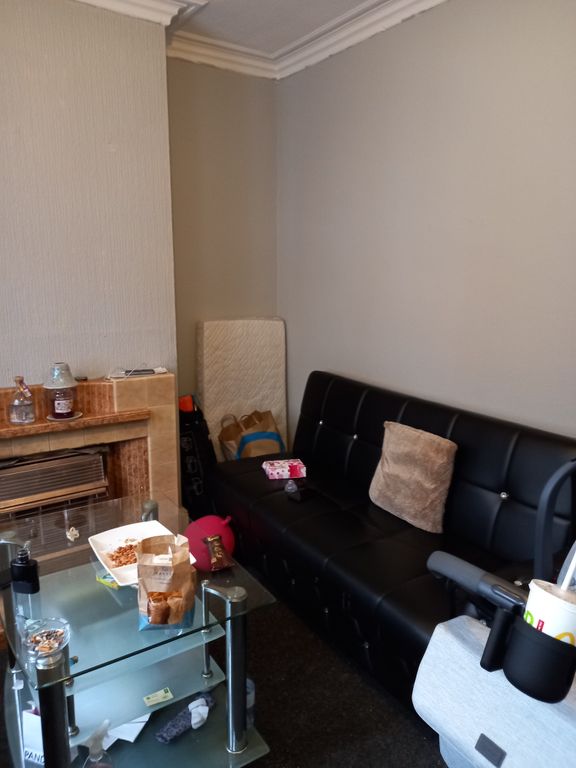 Property photo 3 of 6