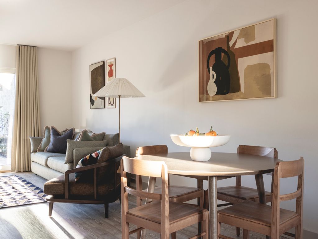 Property photo 1 of 27