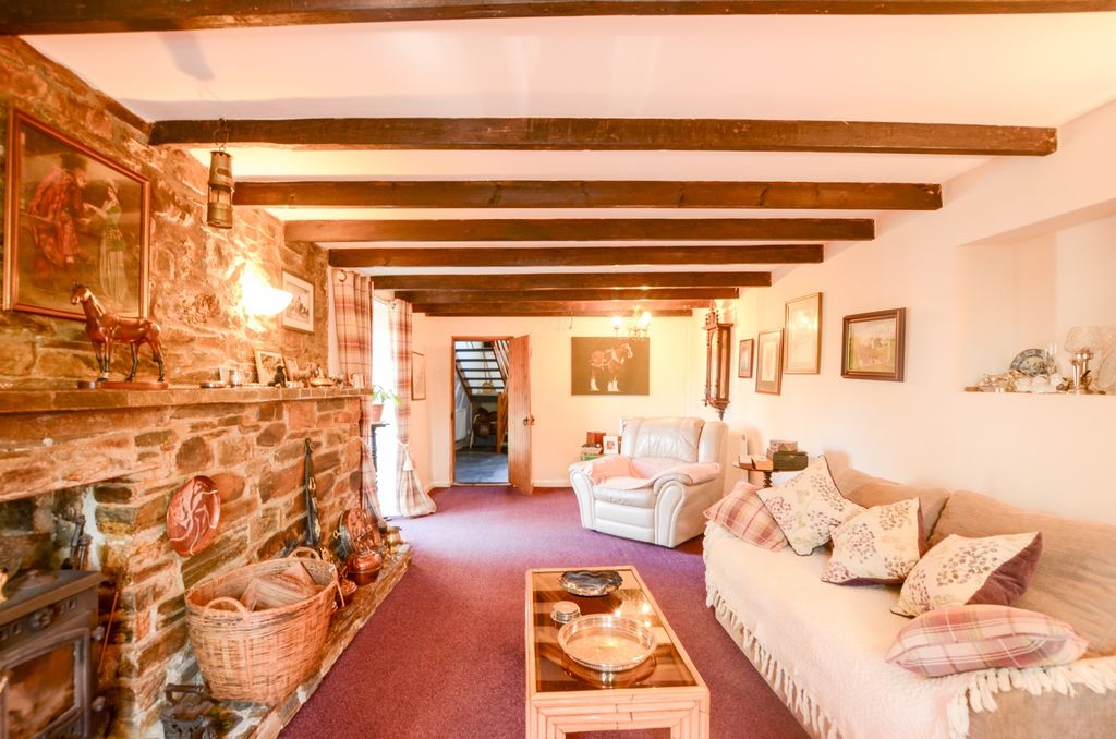 Property photo 3 of 22 Watermeadows Tps Bodmin Branch 01208 74182 -05