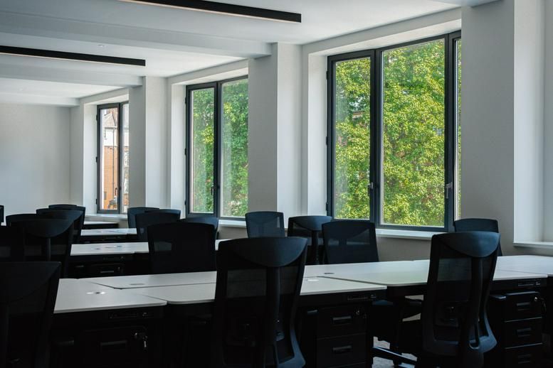 Property photo 2 of 32