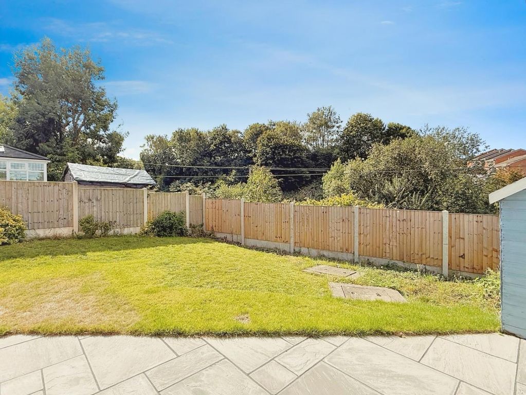 Property photo 2 of 15 External