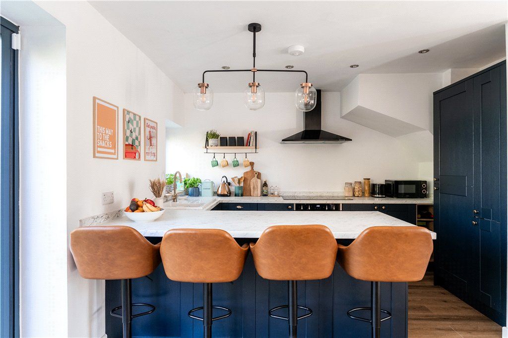 Property photo 2 of 32 Picture No. 64