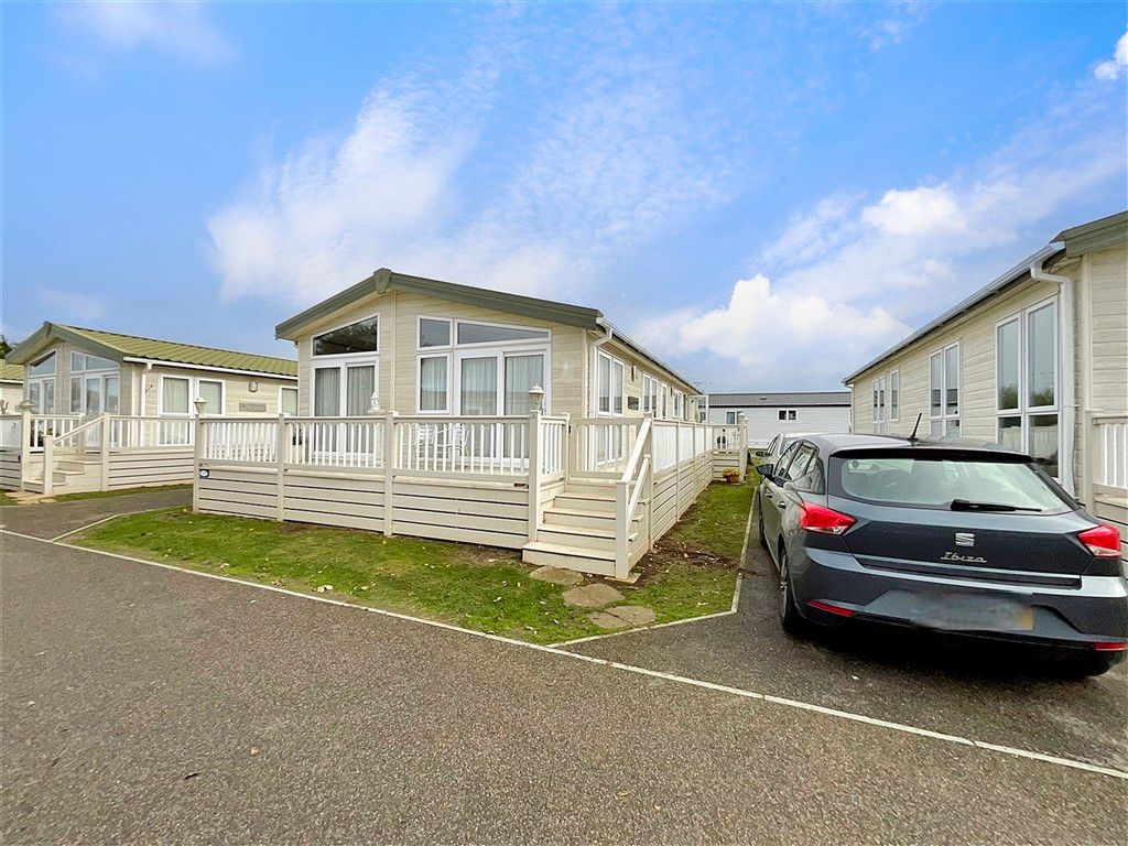 Property photo 2 of 7 Front Elevation