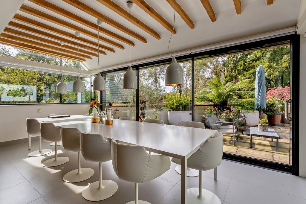 Property photo 3 of 13 Dining Area