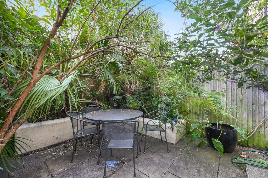 Property photo 3 of 10 Picture No. 07