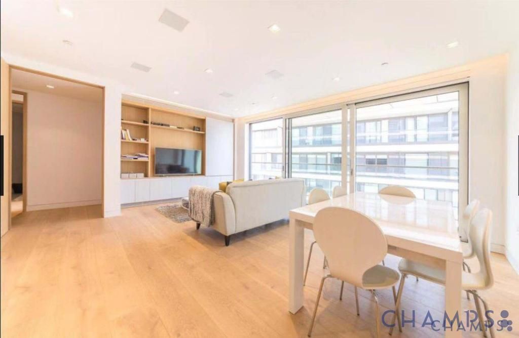 Property photo 1 of 8 3 Bedroom Apartment, Tudor House, One Tower Bridge Se1