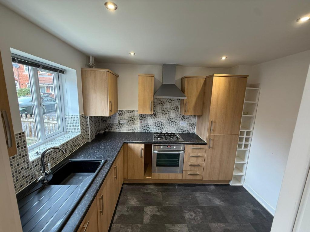 Property photo 3 of 9