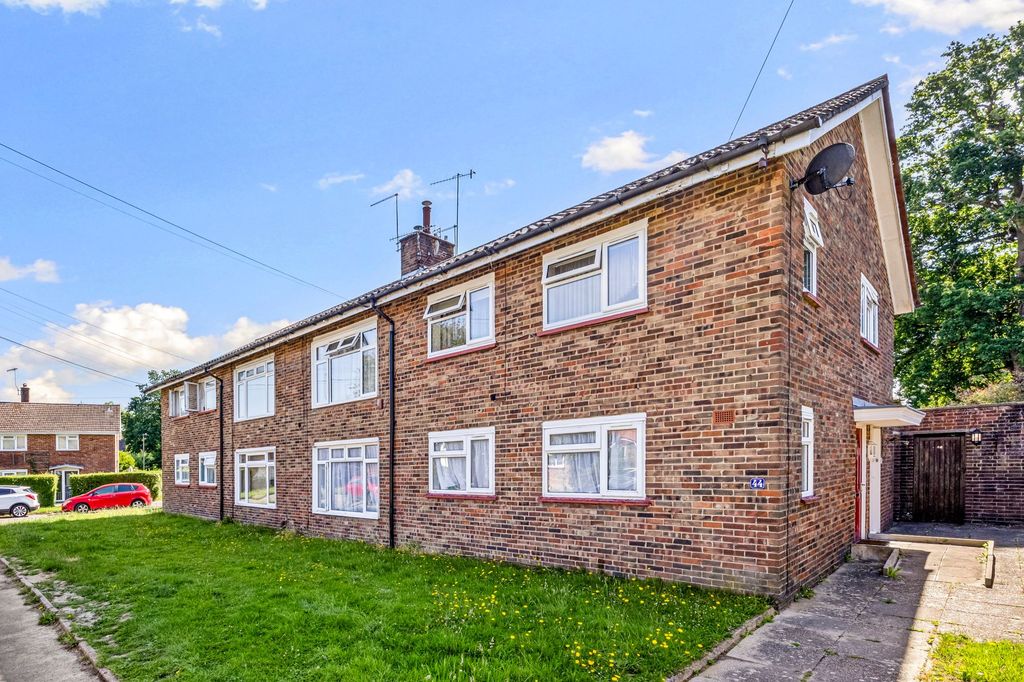 Property photo 1 of 12