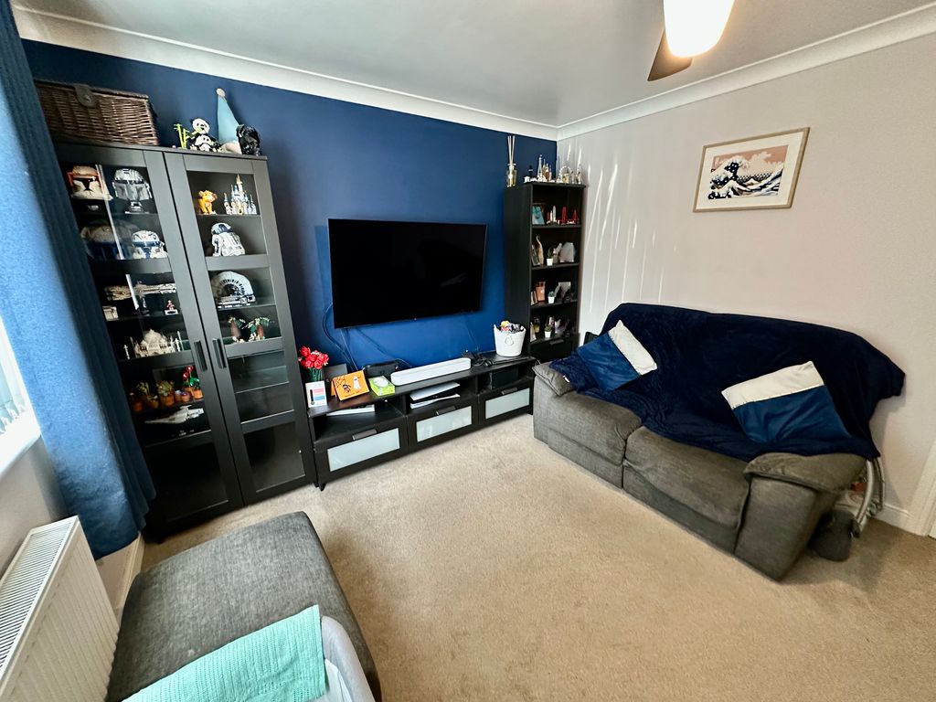 Property photo 2 of 22 Img_7258