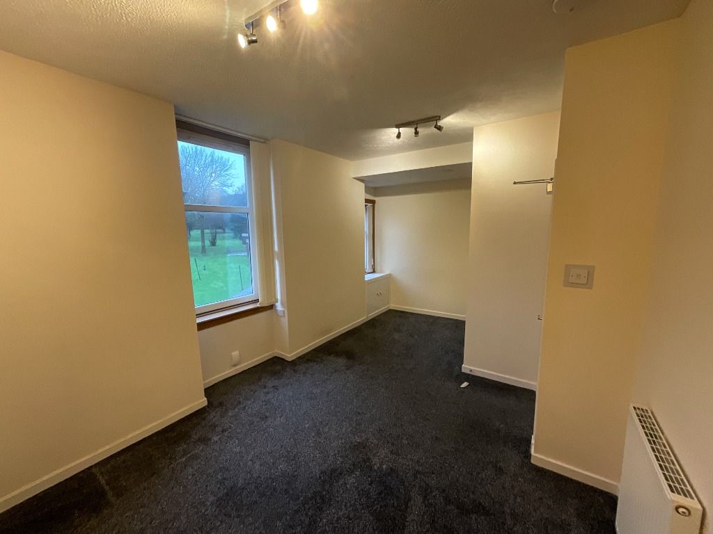 Property photo 3 of 7 Photo 3