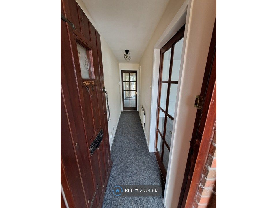 Property photo 3 of 23