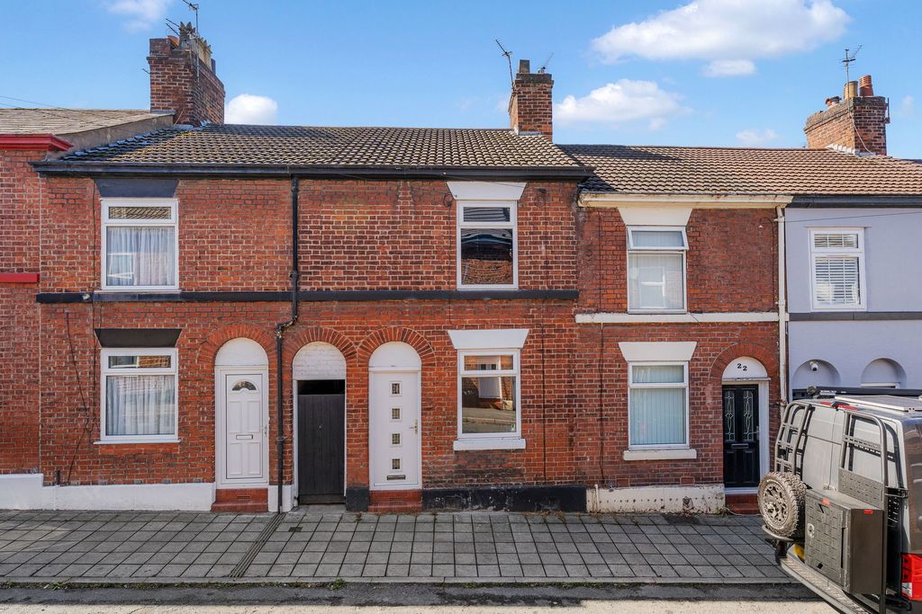 Property photo 1 of 18
