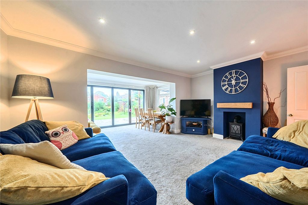 Property photo 2 of 17 Picture No. 41
